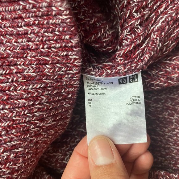 Uniqlo Women's Sweater - Picture 4 of 4